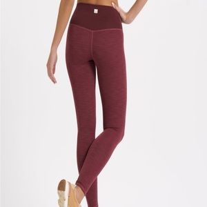 Vuori Lux Rib Studio Legging size M
